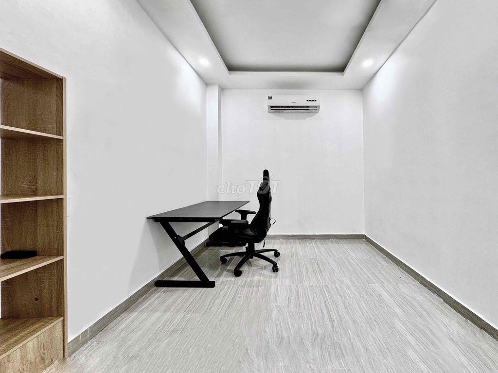 Phòng giá rẻ sẵn máy lạnh, nước nóng, free giặt sấy quận Bình Thạnh