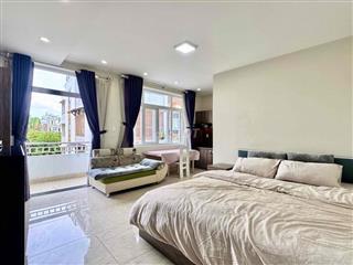 Căn hộ mới khai trương full nội thất ban công lớn khu ngã 4 Phú Nhuận