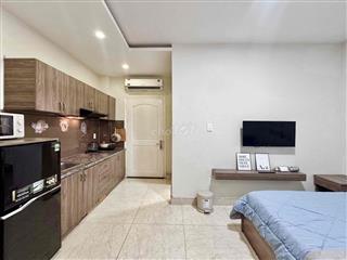 Căn hộ full nội thất CC mới khu Phan Xích Long , quận Phú Nhuận