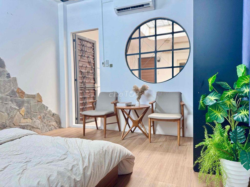 Căn hộ full nội thất 1PN - 1PK rộng 50m2 quận Tân Bình có ban công