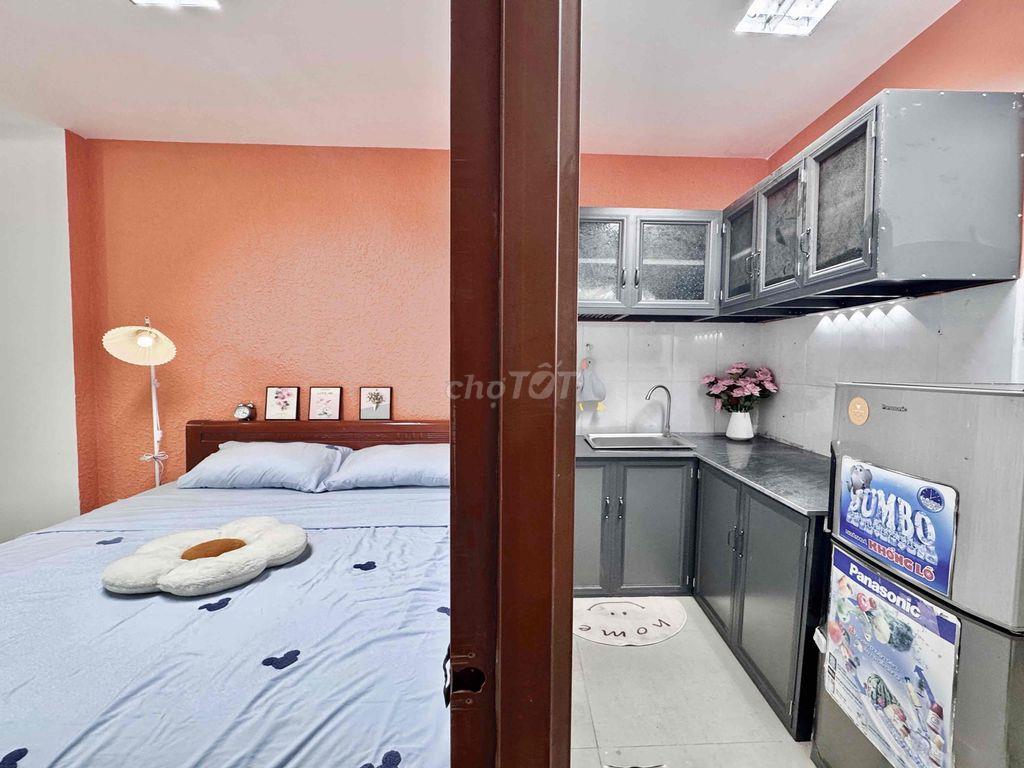 Căn hộ full nội thất 1PN tách bếp quận Tân Bình khu nhà Ga T3 - ETOWN