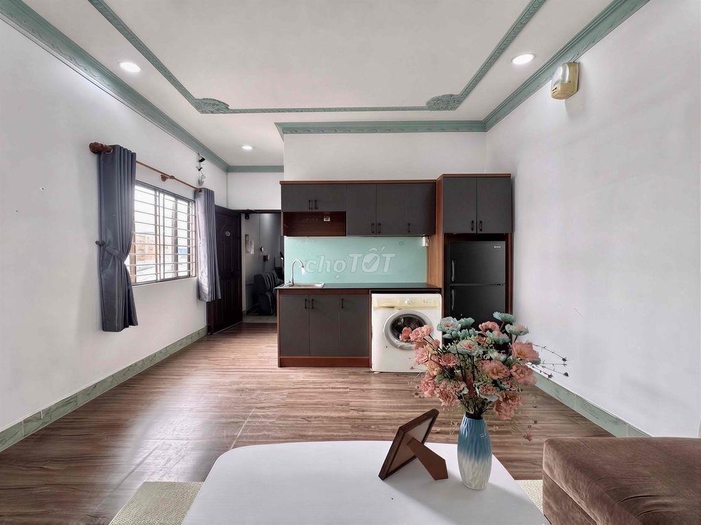 Căn hộ 1PN - 1PK có ban công lớn ngay 3/2 - Lê Đại Hành, Quận 10 - Q11