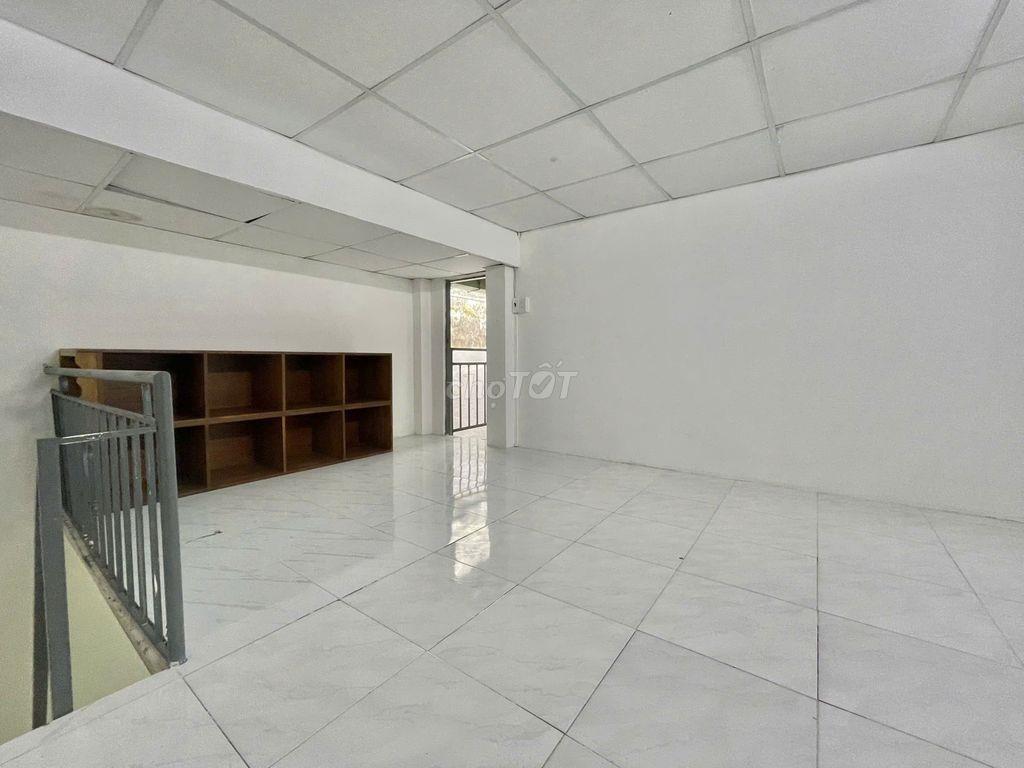 1 TRỆT 1 LẦU BAN CÔNG NGAY TRUNG TÂM GÒ VẤP GẦN VLU, IUH