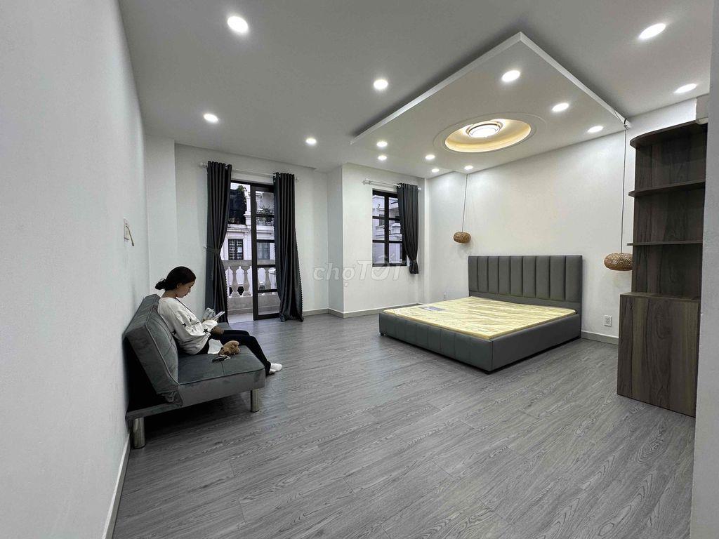 PHÒNG BAN CÔNG TÁCH BẾP RỘNG 50M2 FULL NỘI THẤT NGAY KDC CITYLAND