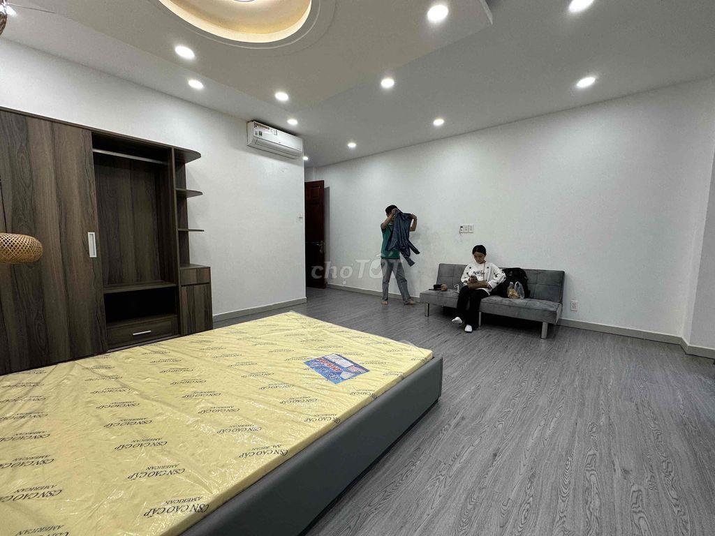 PHÒNG BAN CÔNG TÁCH BẾP RỘNG 50M2 FULL NỘI THẤT NGAY KDC CITYLAND
