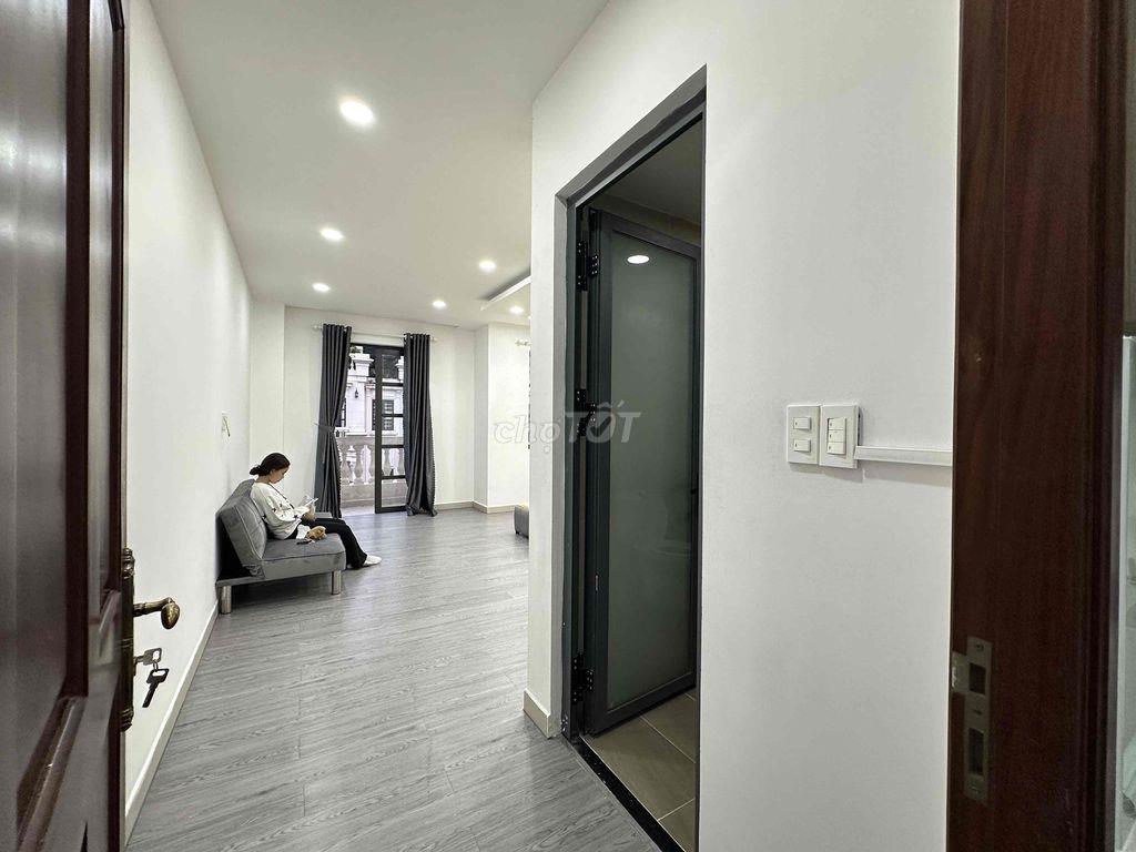 PHÒNG BAN CÔNG TÁCH BẾP RỘNG 50M2 FULL NỘI THẤT NGAY KDC CITYLAND