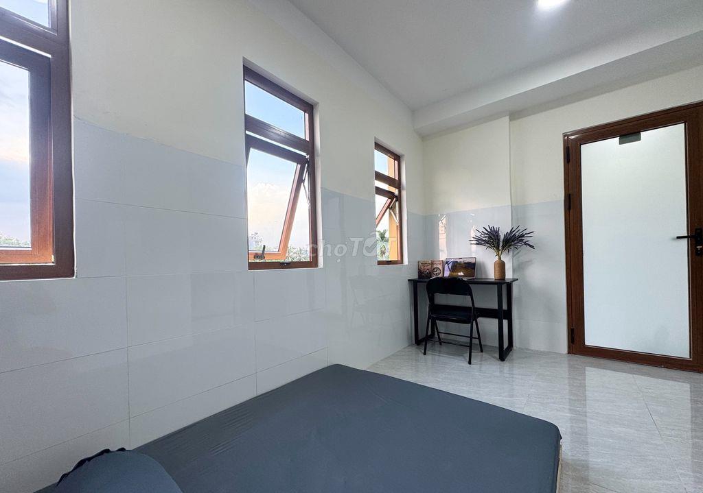PHÒNG MỚI CỬA SỔ TRỜI THOÁNG GẦN ĐH VĂN LANG, ĐH CÔNG NGHIỆP 4