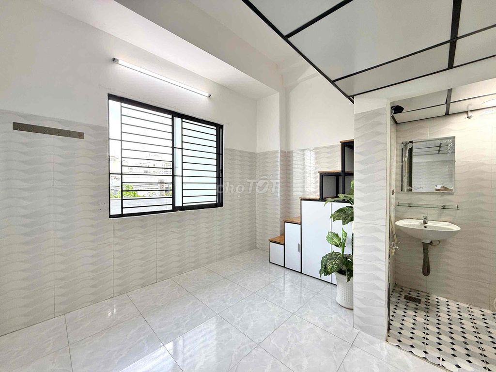 Phòng Gác Lửng Thoáng Mát Ngay Gò Dầu Tân Phú