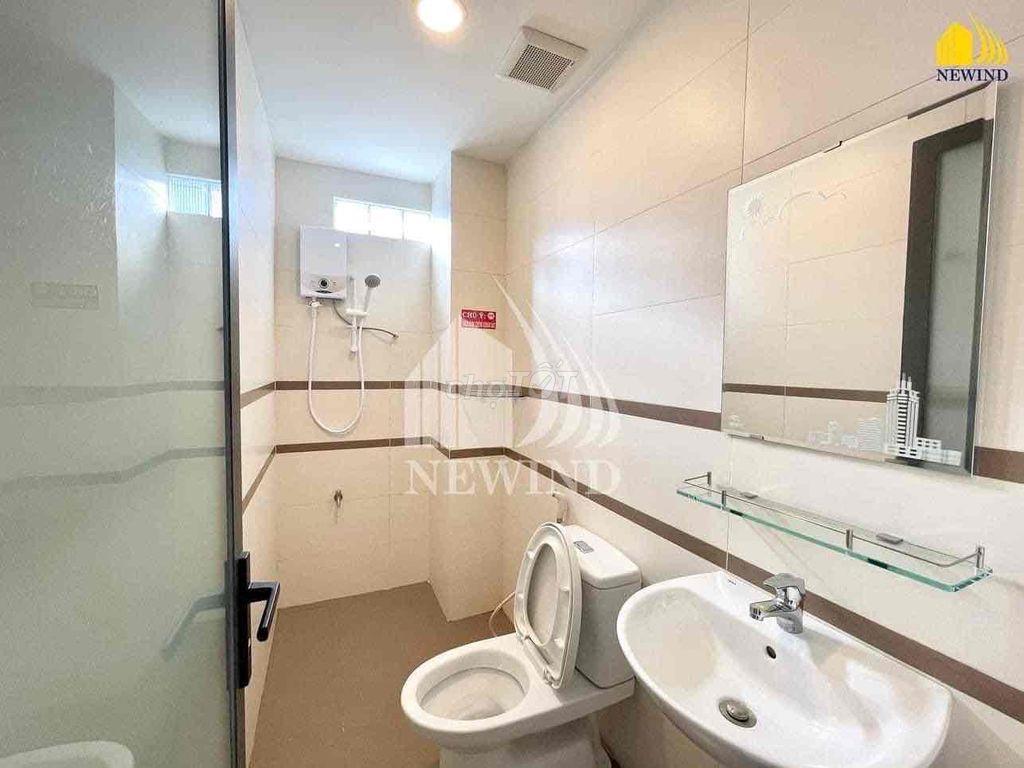 Căn Hộ Ban Công Mới Xây 100% Ngay Phan Anh