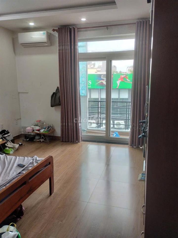 Phòng trọ ban công gần Peal Plaza