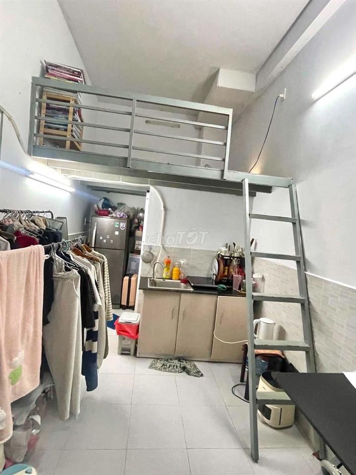 Pass gấp phòng Duplex Điện Biên Phủ đối diện ĐH UEF