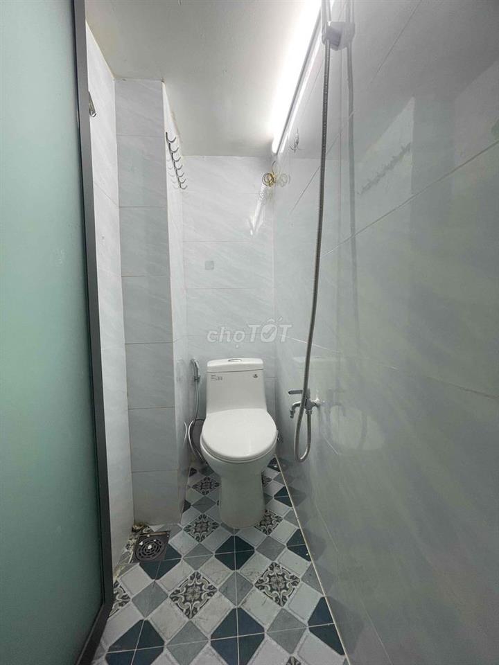 CHO THUÊ PHÒNG TRỌ BAN CÔNG MỚI XÂY