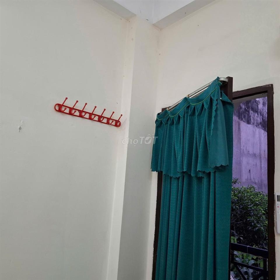 CHO NỮ NVVP/SV THUÊ PHÒNG ĐẸP NHÀ BIỆT THỰ BỜ SÔNG