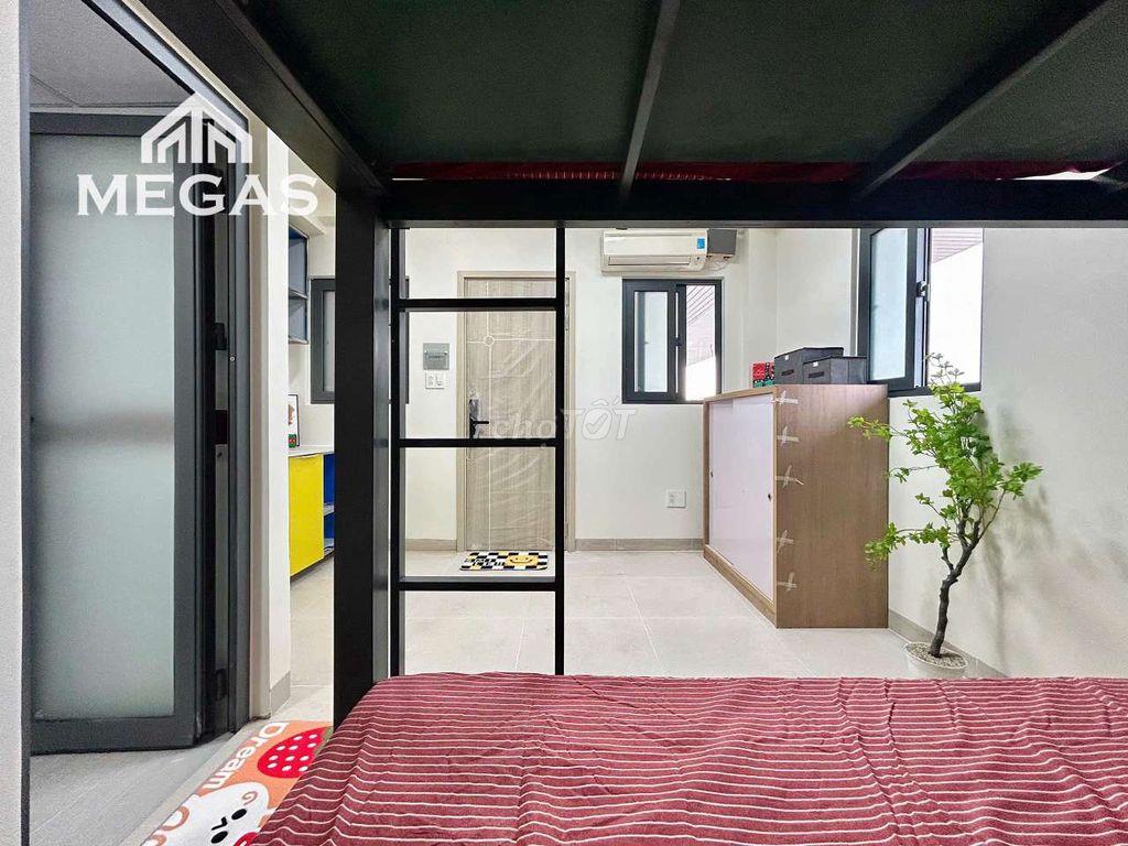 Chung cư mini nằm dưới chân cầu Bình Lợi cách Văn Lang cs3 500m đi bộ