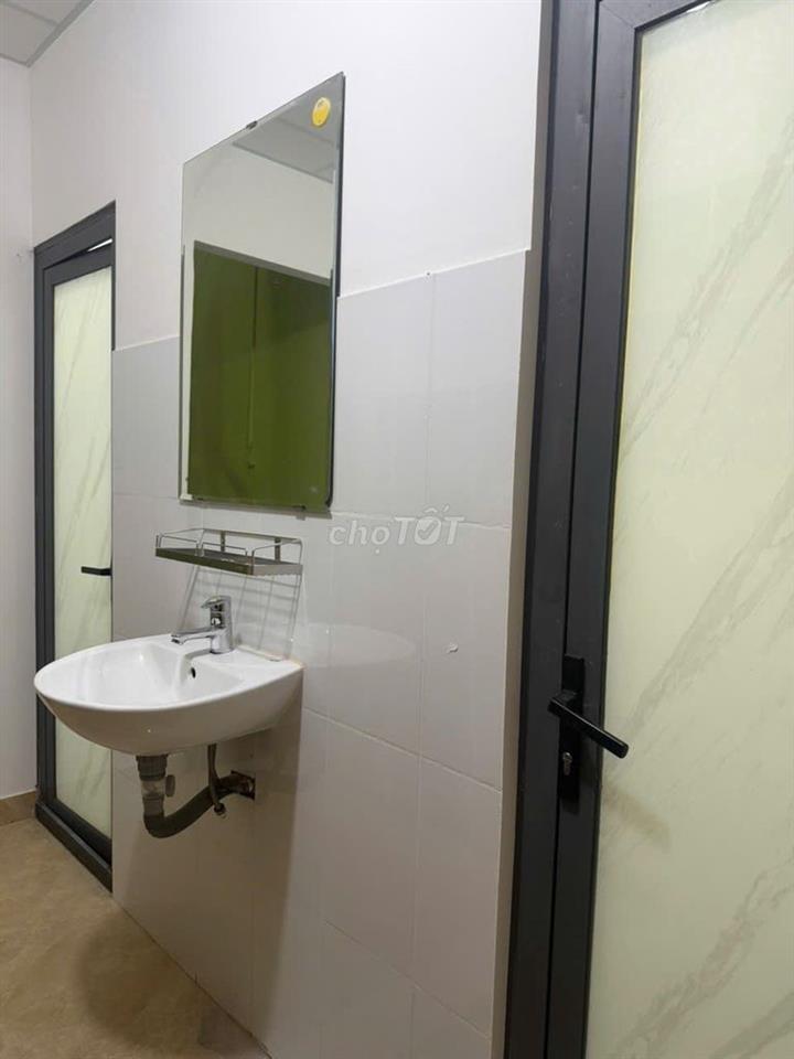 KTX SINH VIÊN ĐƯỜNG NGUYỄN CỬU VÂN, QUẬN BÌNH THẠNH
