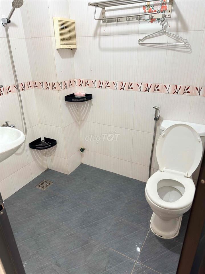 Phòng trọ kế chợ 69/65 Nguyễn Gia Trí