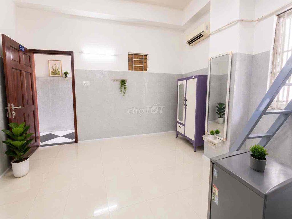 30 cống lở , ngay gần ĐH công thương trường chinh
