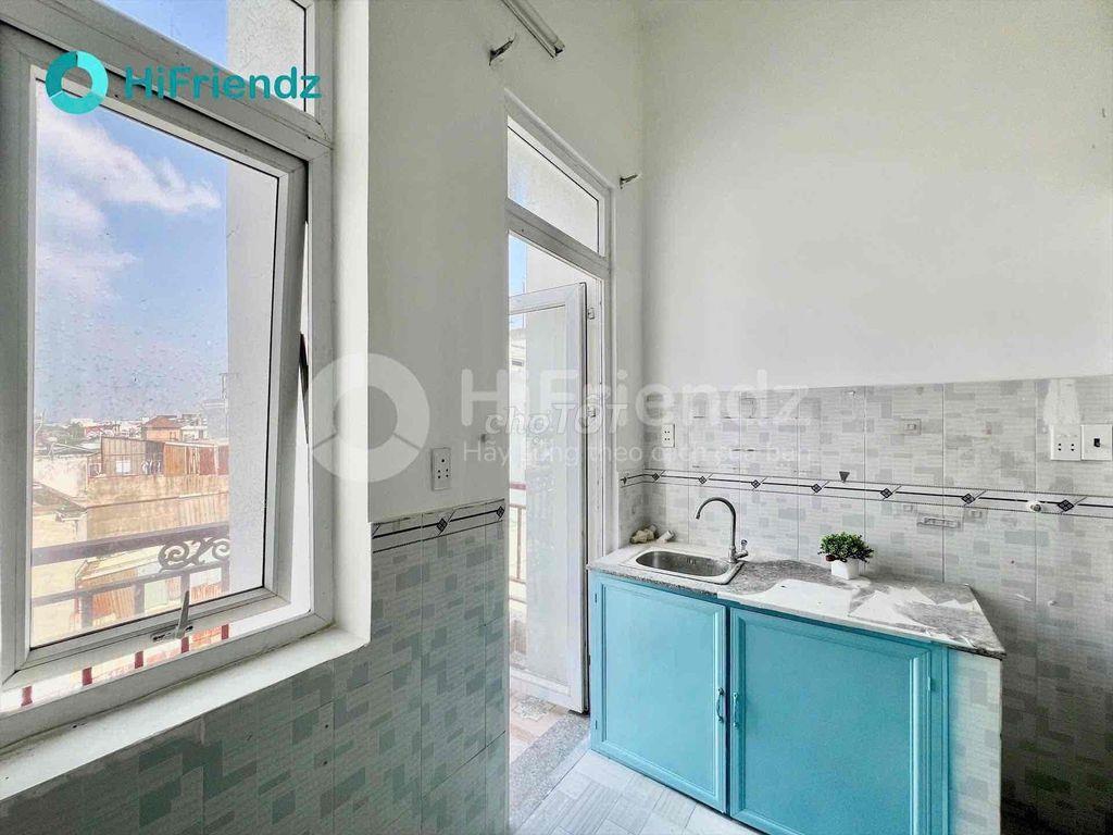 duplex có ban công riêng siêu thoáng gần đh UTH HTECH FTU và Hàng Xanh