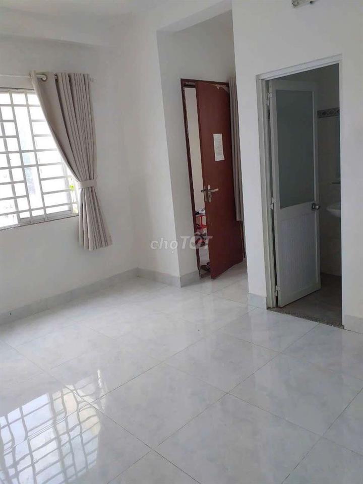 cho thuê phòng 100% y hình tại 220/85/2 Hoàng Hoa Thám, P05. B. Thạnh