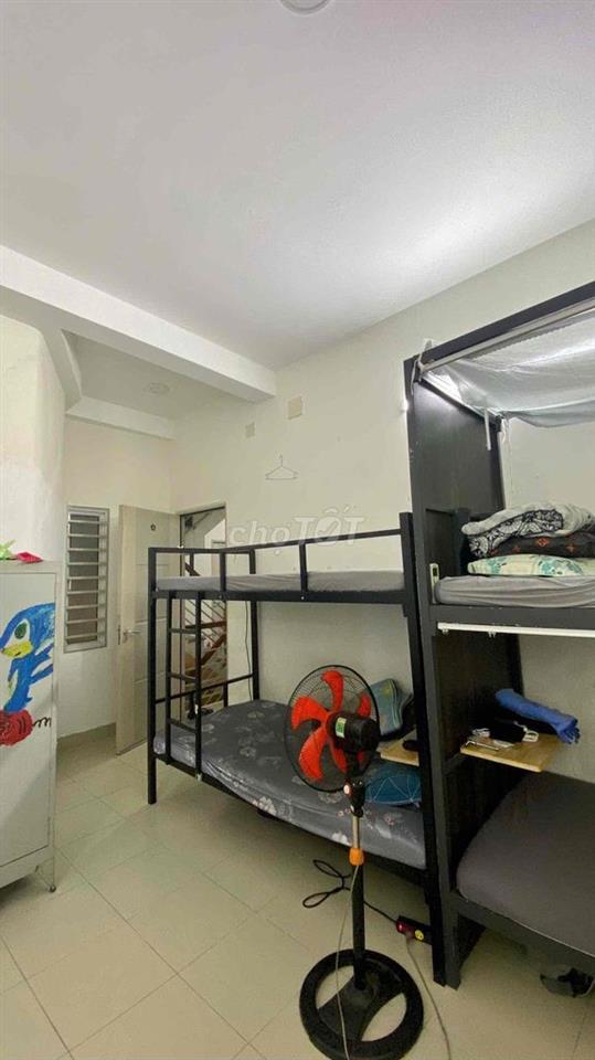 Cho Thuê Phòng KTX bình thạnh, 1ng/1tr8 1 phòng max 4 người