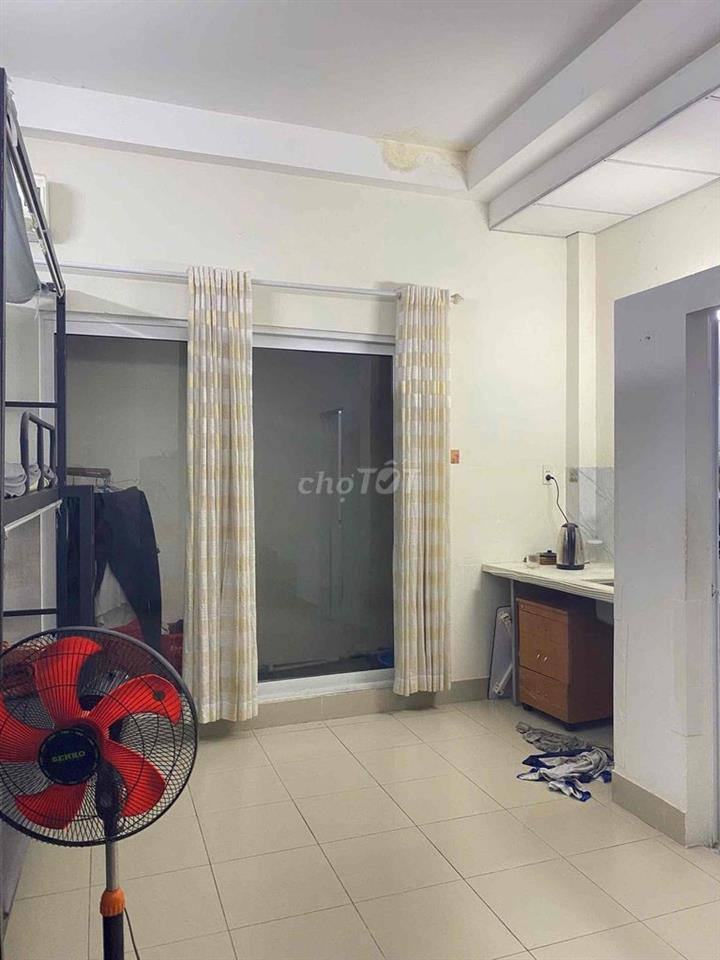 Cho Thuê Phòng KTX bình thạnh, 1ng/1tr8 1 phòng max 4 người