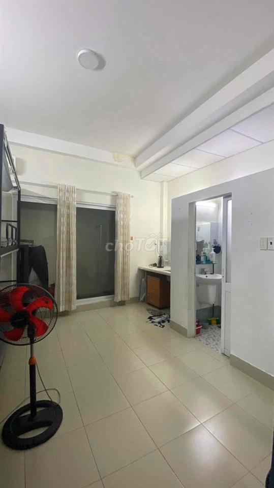 Cho Thuê Phòng KTX bình thạnh, 1ng/1tr8 1 phòng max 4 người