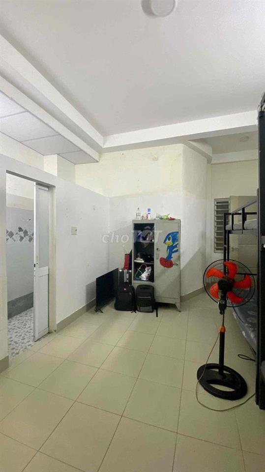 Cho Thuê Phòng KTX bình thạnh, 1ng/1tr8 1 phòng max 4 người