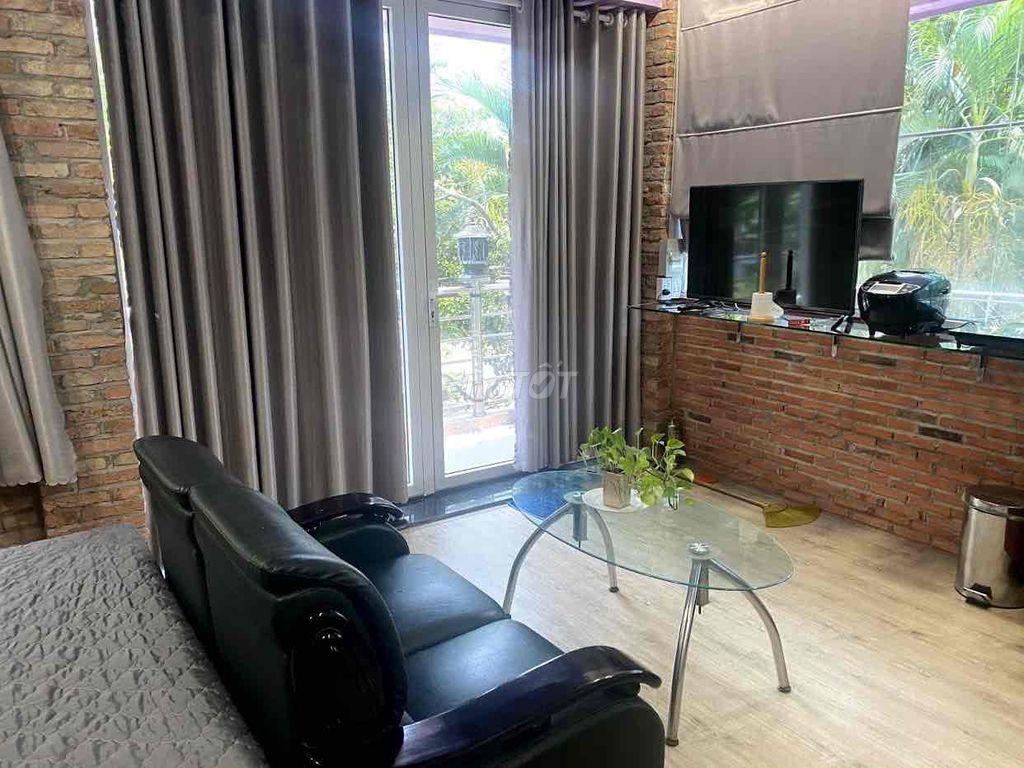 phòng studio lầu 1 - 30m2 mặt tiền đường Bình Quới