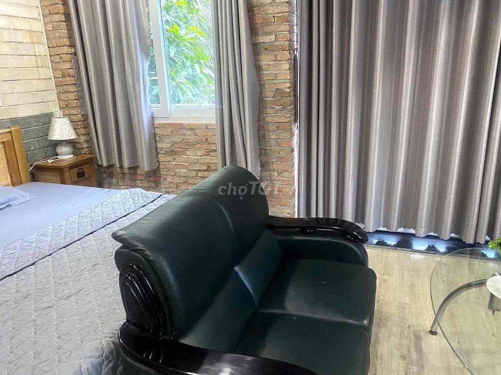 phòng studio lầu 1 - 30m2 mặt tiền đường Bình Quới