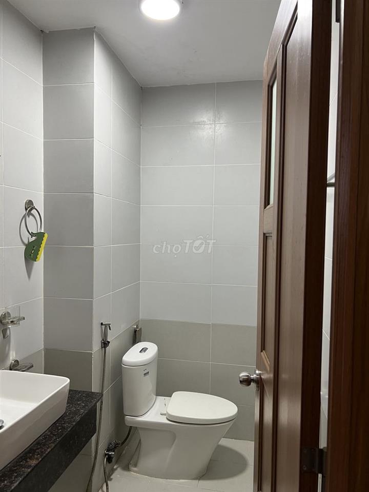 CHÍNH CHỦ CHO THUÊ PHÒNG ĐẸP 30m2 NGAY ĐẠI HỌC UEF 6.8TR/THÁNG