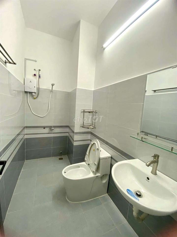 Kí túc xá giá chỉ 1tr8 bao hết chi phí
