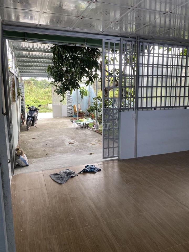 Cho thuê nhà nguyên căn Võ Văn Hát xe hơi ngủ trong nhà