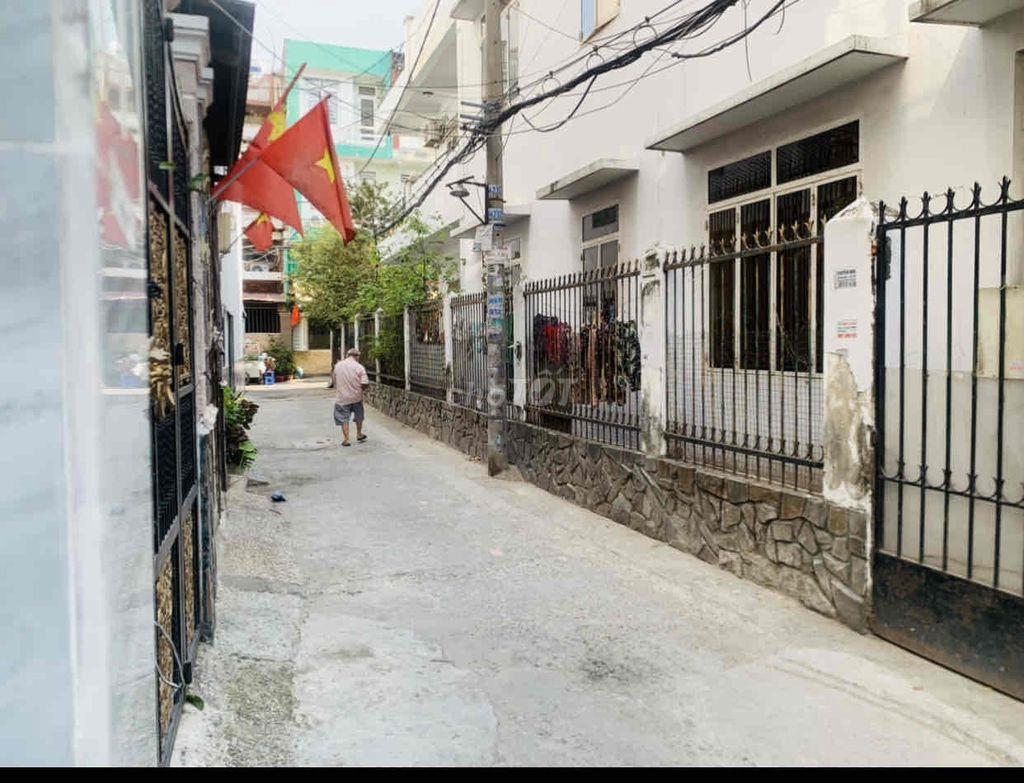 tìm bạn chung phòng 1:1