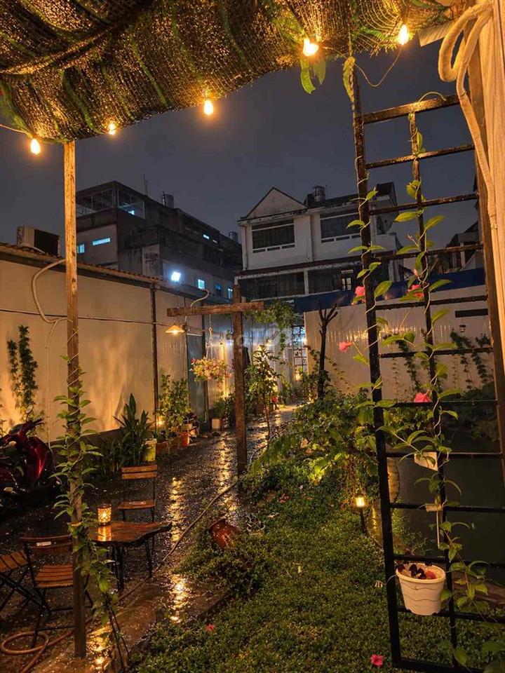 PHÒNG SÂN VƯỜN - KẾ VÒNG XOAY BÌNH TRIỆU