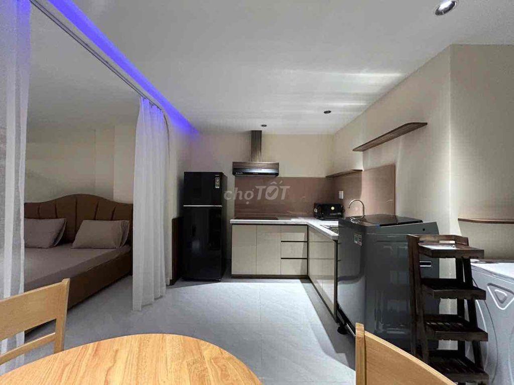 1 Phòng Ngủ Cao Cấp LUXURY Ngay mặt tiền đường Phạm Văn Đồng