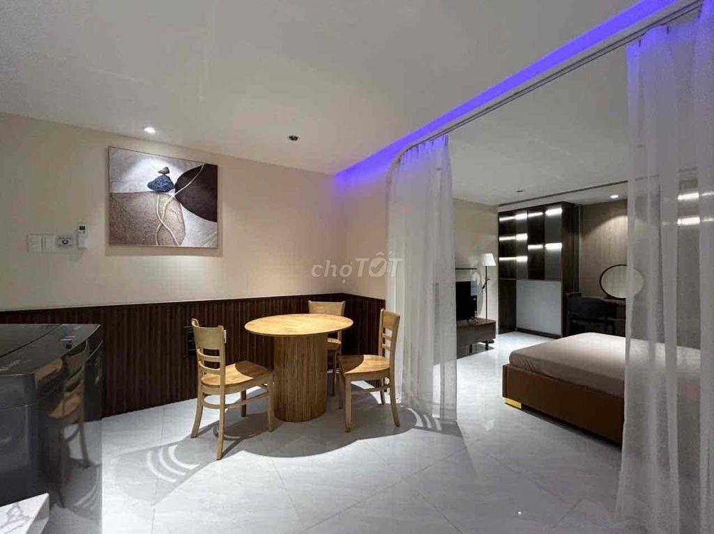 1 Phòng Ngủ Cao Cấp LUXURY Ngay mặt tiền đường Phạm Văn Đồng