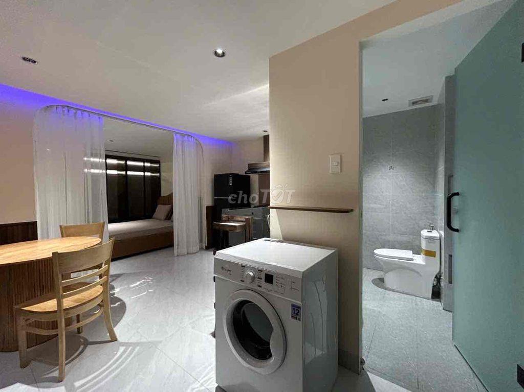 1 Phòng Ngủ Cao Cấp LUXURY Ngay mặt tiền đường Phạm Văn Đồng