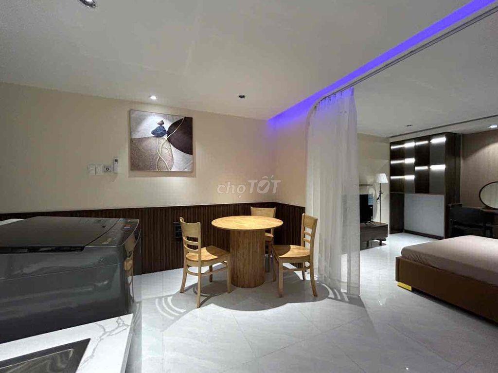1 Phòng Ngủ Cao Cấp LUXURY Ngay mặt tiền đường Phạm Văn Đồng