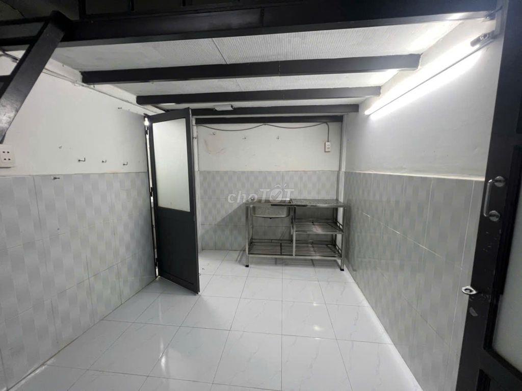 cho thuê phòng trọ gân trường cán bộ 