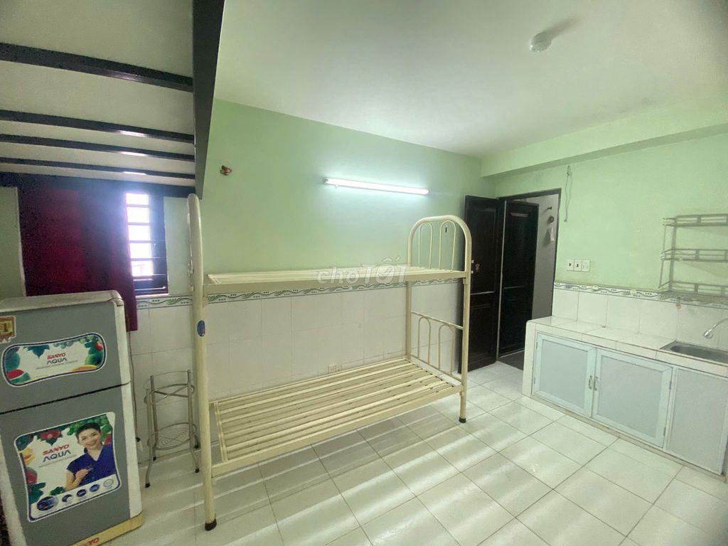 PASS HĐ PHÒNG TRỌ – SÁT HÀNG XANH, GẦN HUTECH – GTVT – UEF – HỒNG BÀNG