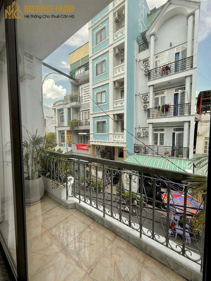 Ngay Ngã 4 Hàng Xanh 🏡 Đi bộ Hutech 