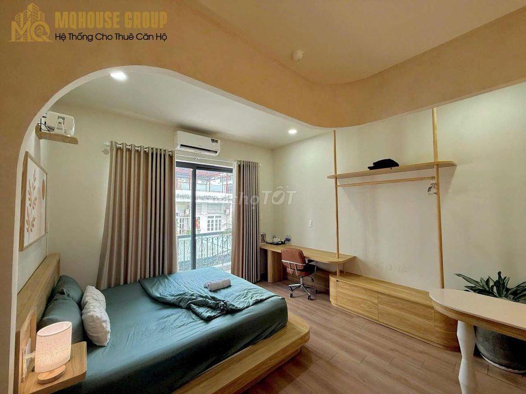 Ngay Ngã 4 Hàng Xanh 🏡 Đi bộ Hutech 