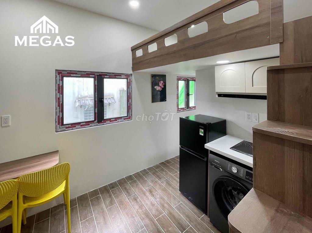 Duplex cửa sổ trời thoáng rộng