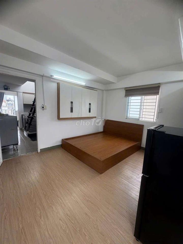 CHO THUÊ STUDIO FULL NỘI THẤT CỬA SỔ THOÁNG NGAY CHỢ BÀ CHIỂU 
