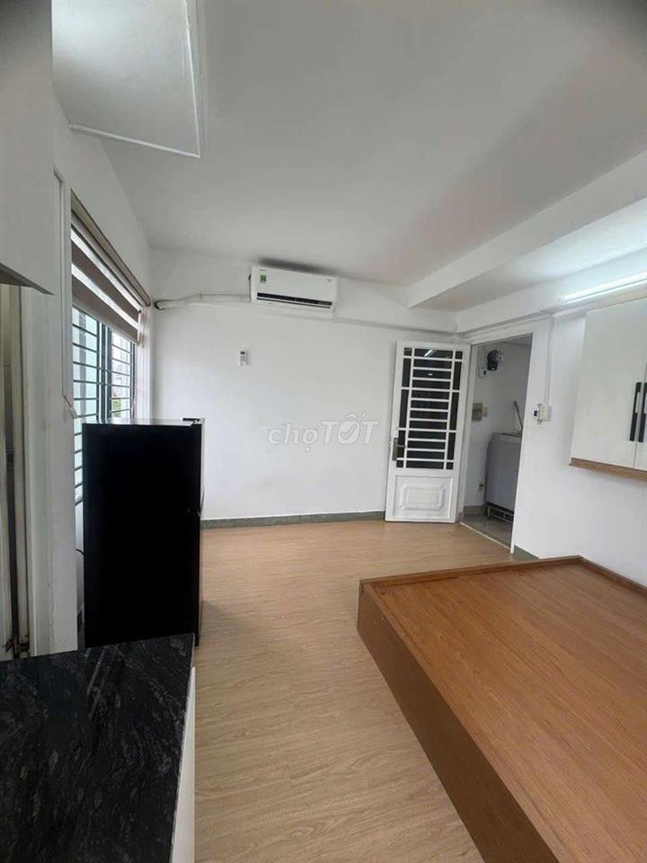 CHO THUÊ STUDIO FULL NỘI THẤT CỬA SỔ THOÁNG NGAY CHỢ BÀ CHIỂU 