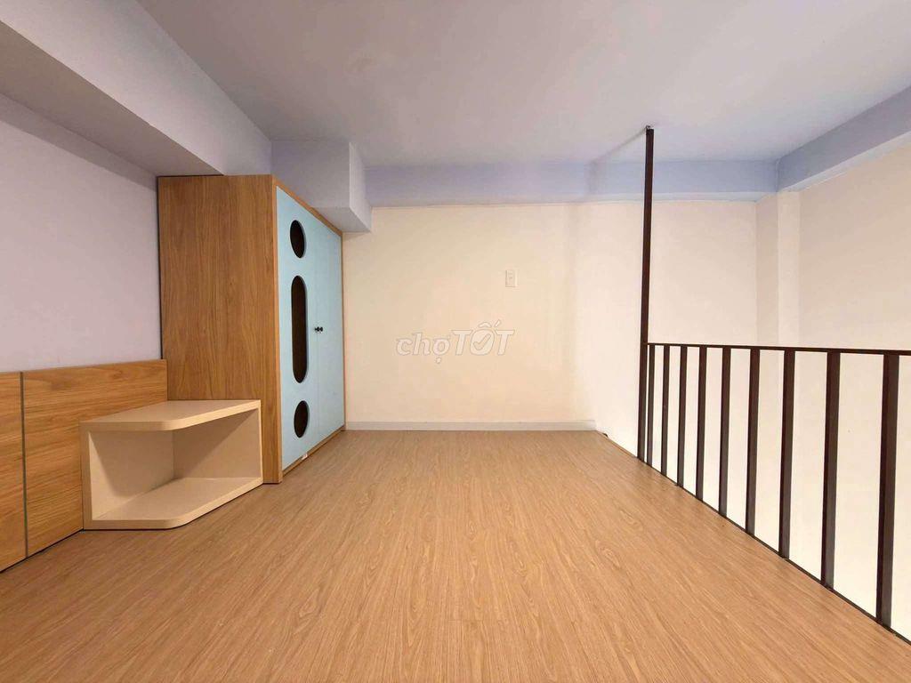 CHÍNH CHỦ CHO THUÊ PHÒNG CÓ GÁC CAO 2M, NGAY GIGAMALL, CẦU BÌNH LỢI 