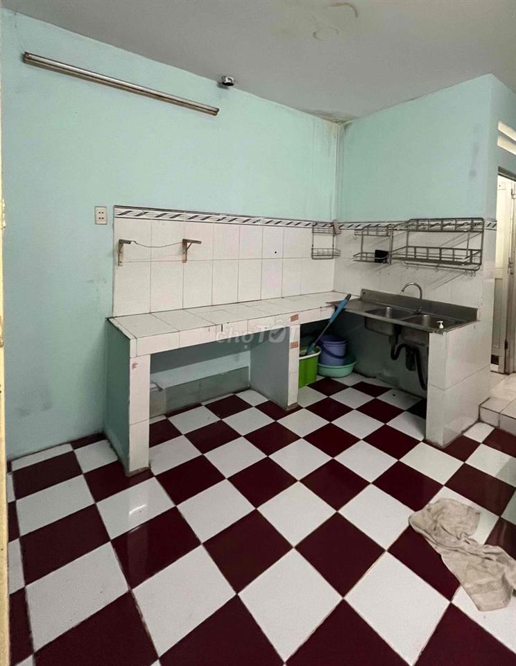 phòng trọ sinh viên gần Hàng xanh