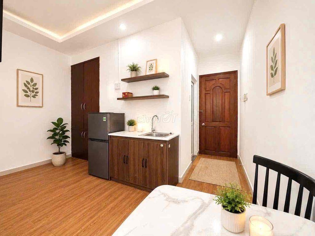🔥🏡PHÒNG GÁC LỬNG CỬA SỔ TRỜI TẠI SÂN BAY
