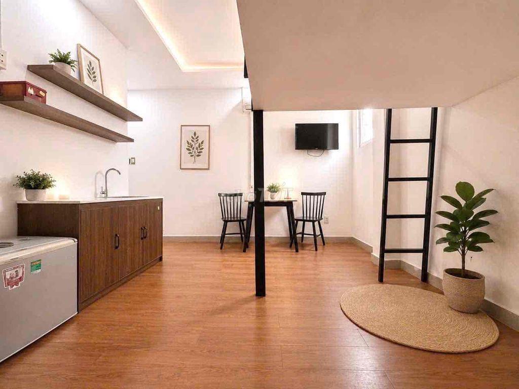 🔥🏡PHÒNG GÁC LỬNG CỬA SỔ TRỜI TẠI SÂN BAY