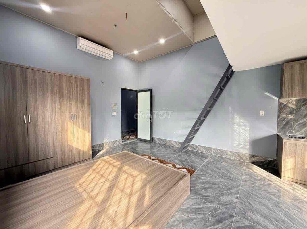 PHÒNG TRỌ GÁC CAO - SÁT ĐH VĂN LANG - GIÁ SIU HỜI